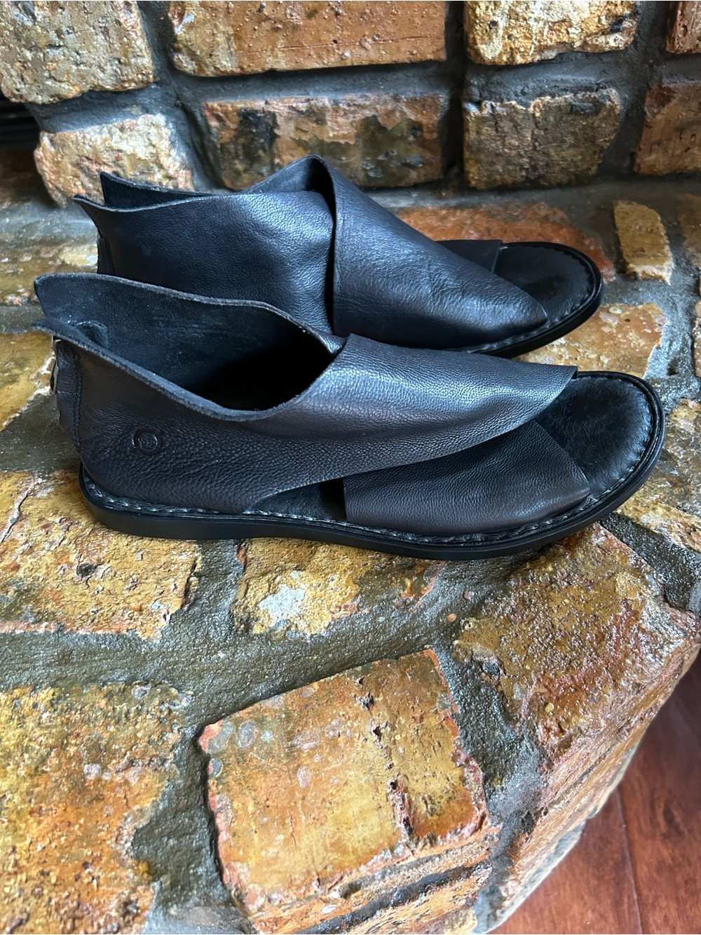 Born Sandals.